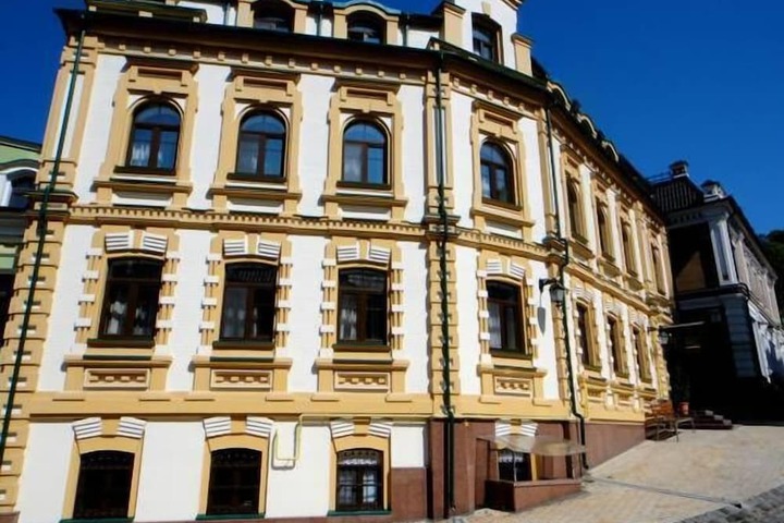 Building Photo