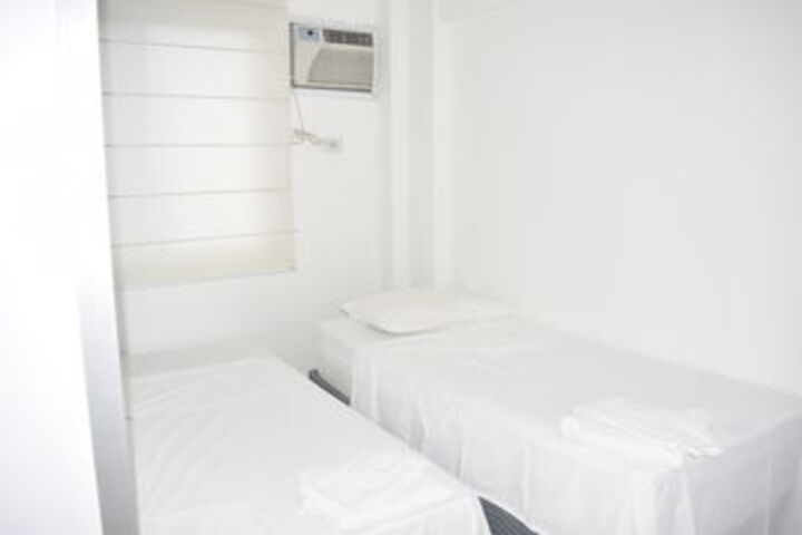 Room 18 of 61