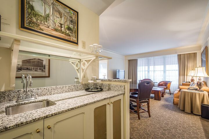 Minibar