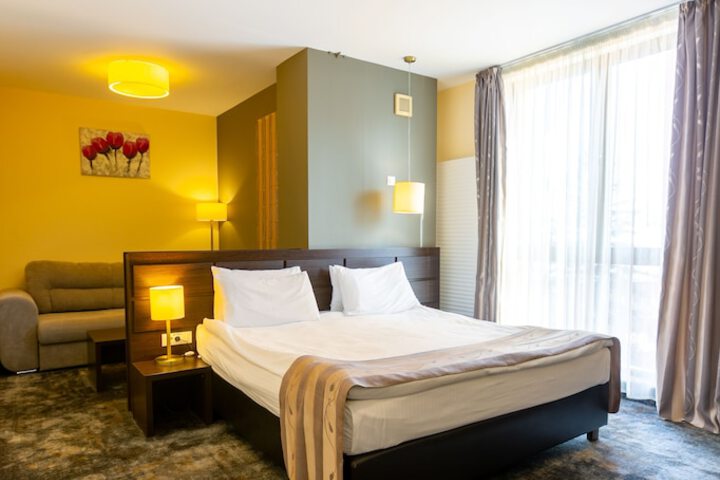 Room 15 of 67