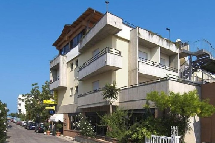 Hotel 29 of 41