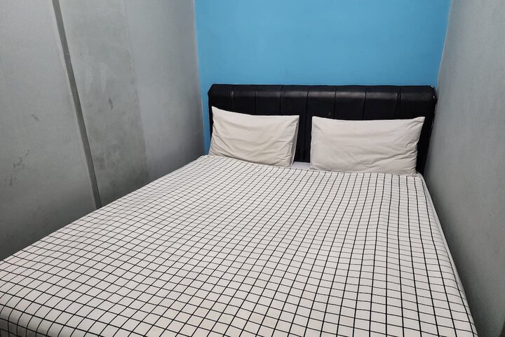 Room 21 of 59