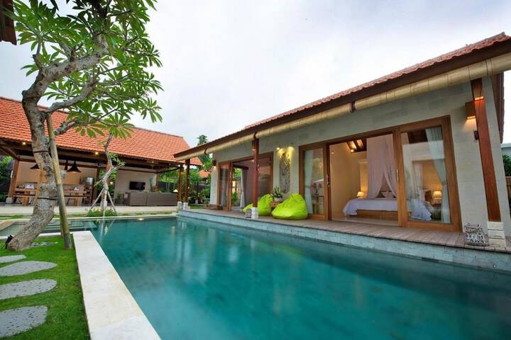 Pool 16 of 27