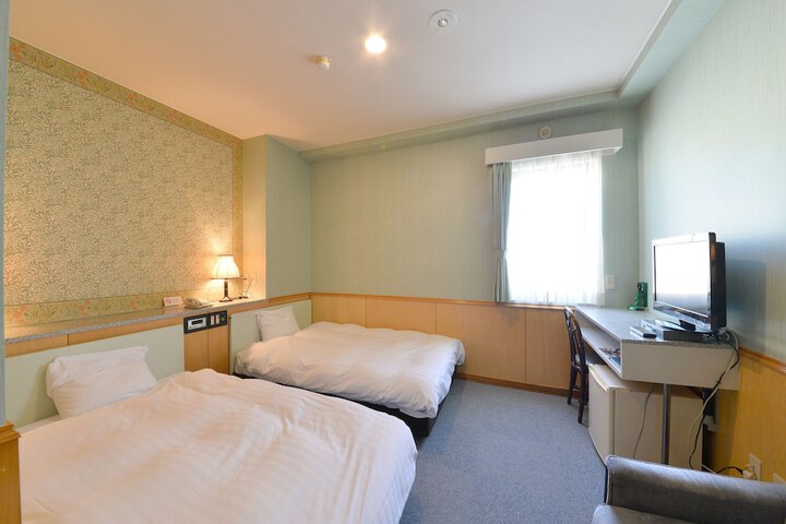 Room 10 of 39
