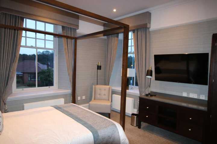 Room 10 of 62