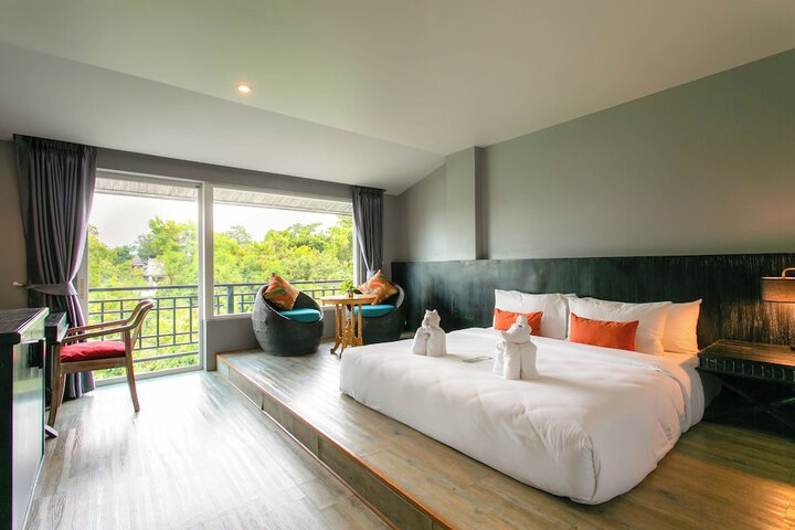 Room 40 of 150