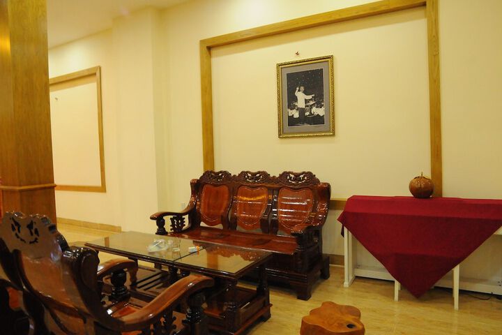 Dining Photos