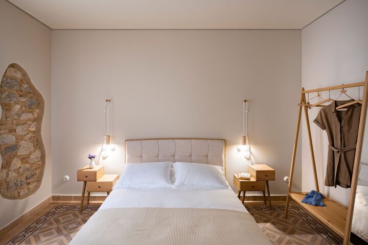 Room 3 of 17