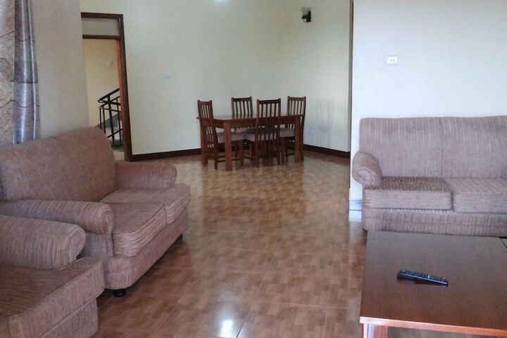Room 15 of 48
