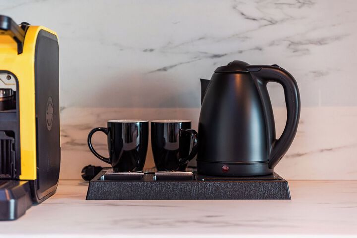 Breakfast/Coffee Service 7 of 43