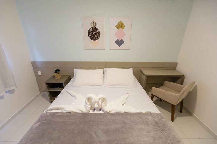 Room 27 of 28