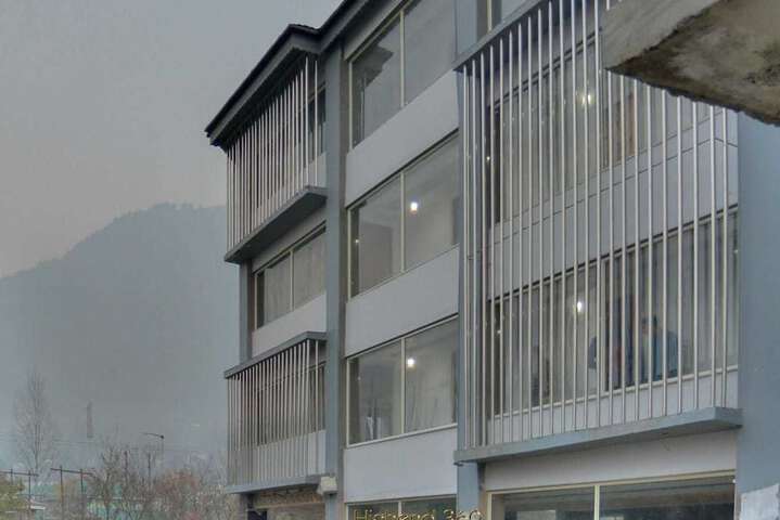 Hotel The Montreal Srinagar in Srinagar