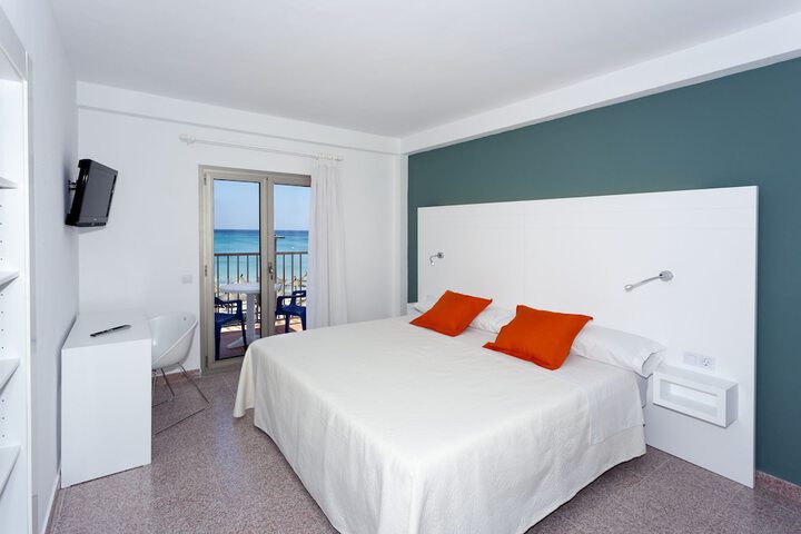 Room 4 of 26