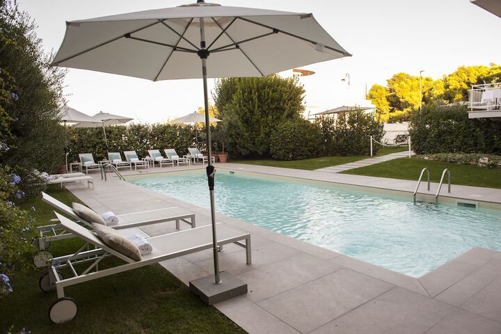 Pool 42 of 67