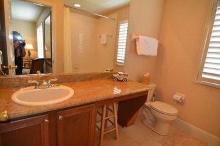 Room 3 of 25