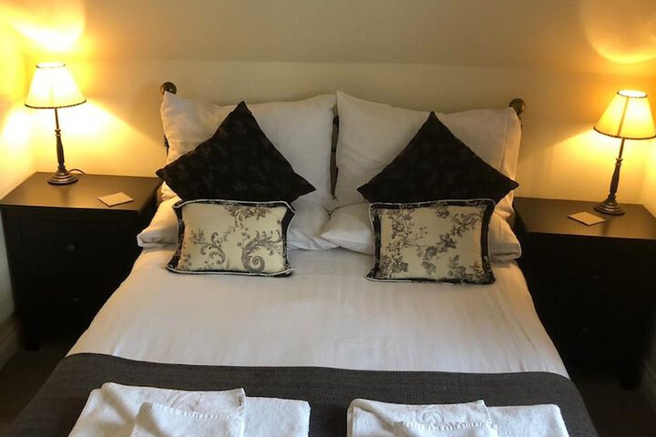 Room 6 of 29