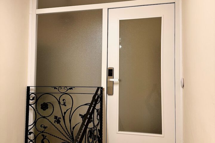 Room 74 of 121