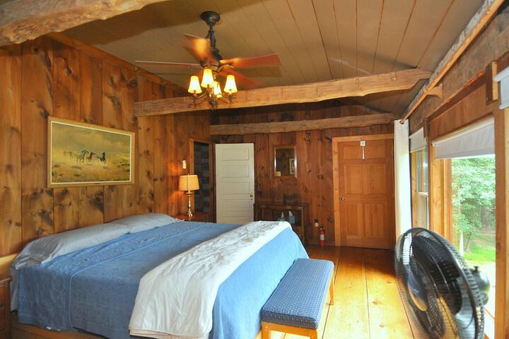 Room 2 of 42