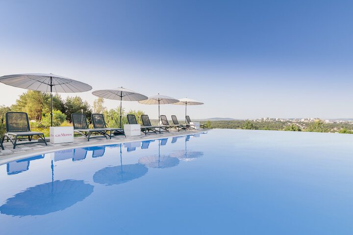 Pool 16 of 54