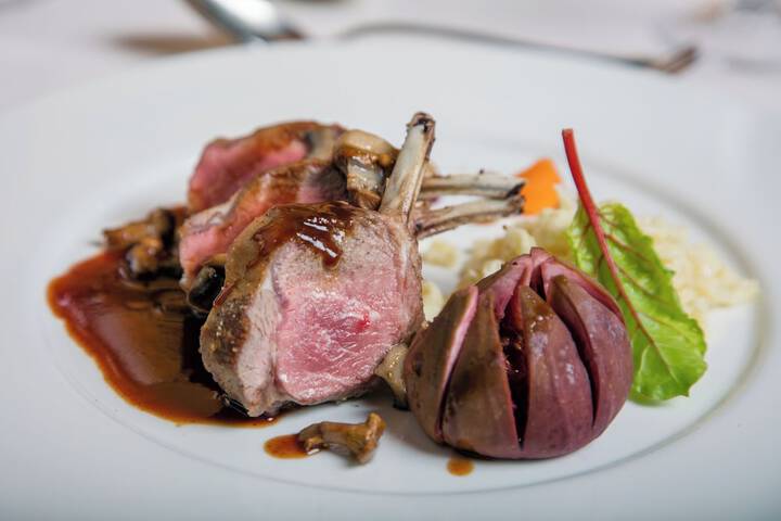 Dining 80 of 114