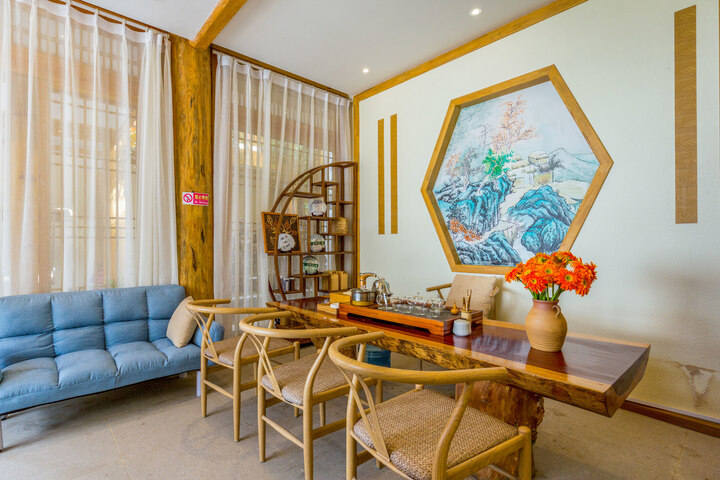 Hotel Interior 13 of 17