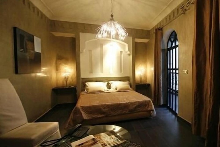Room 4 of 22