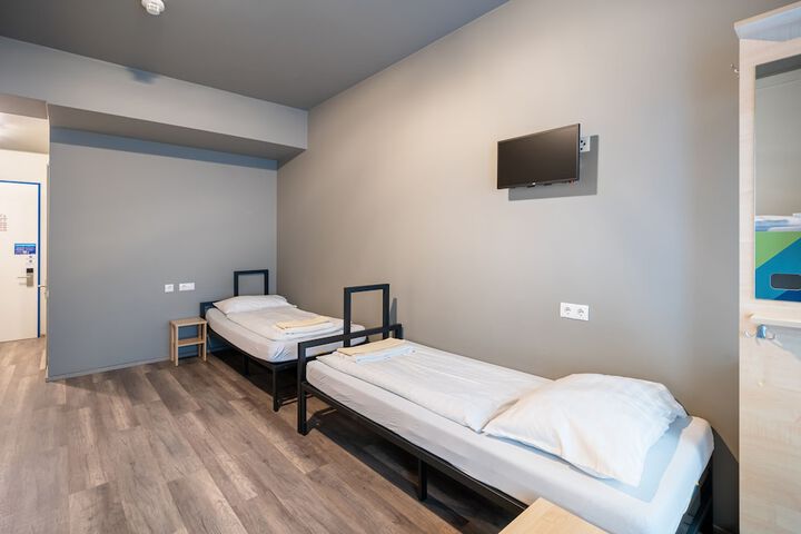 Room 16 of 56