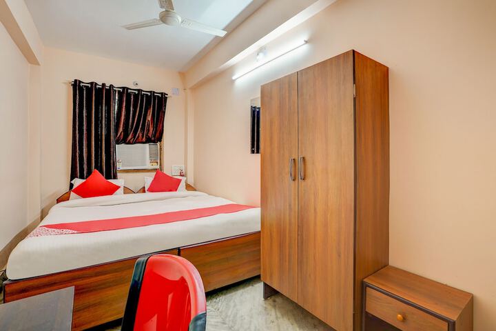 Room 8 of 29