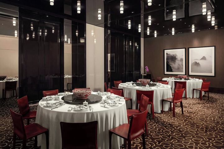 Dining 105 of 146