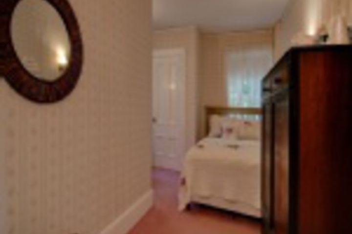 Room 253 of 408