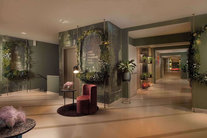 Entrance & Lobby