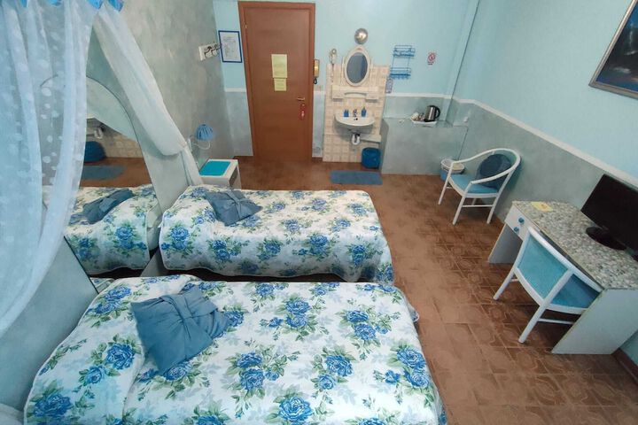 Room 66 of 140
