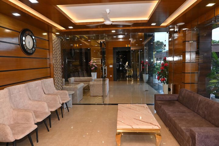 Hotel Interior 9 of 123