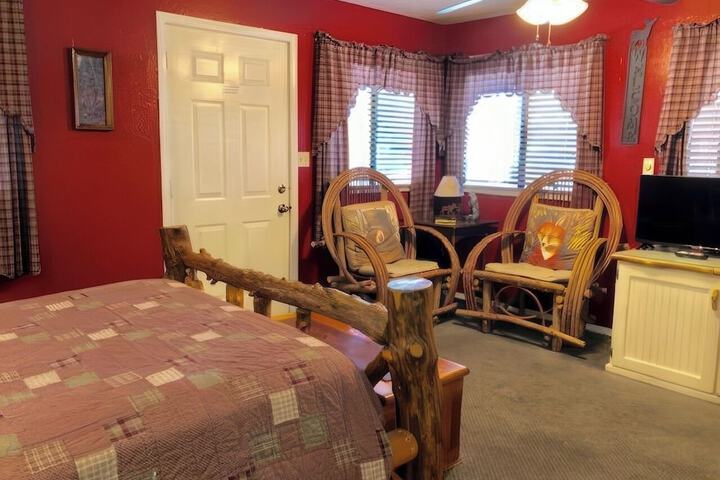 Room 12 of 68