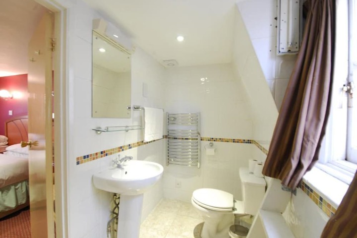 Bathroom Interior Photo