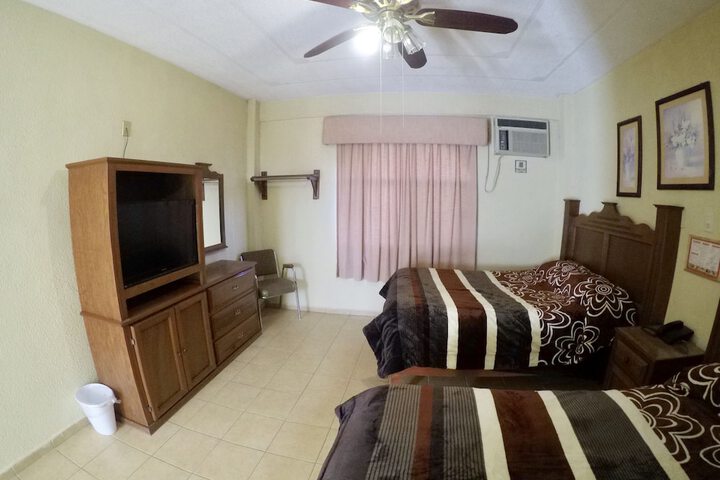 Room 3 of 18