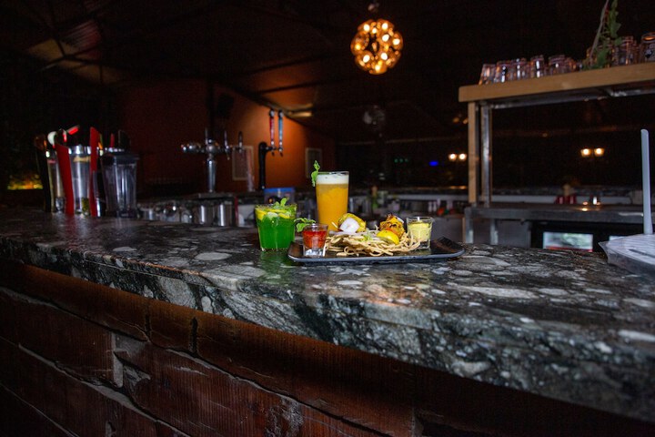 Lounge 58 of 73