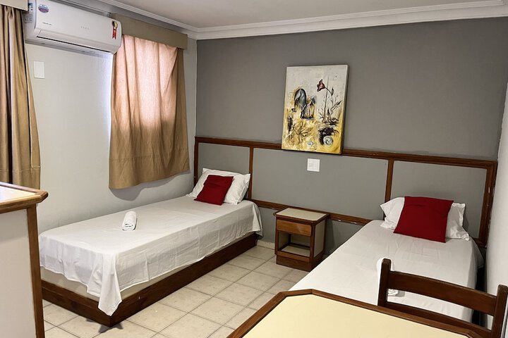 Room 6 of 26