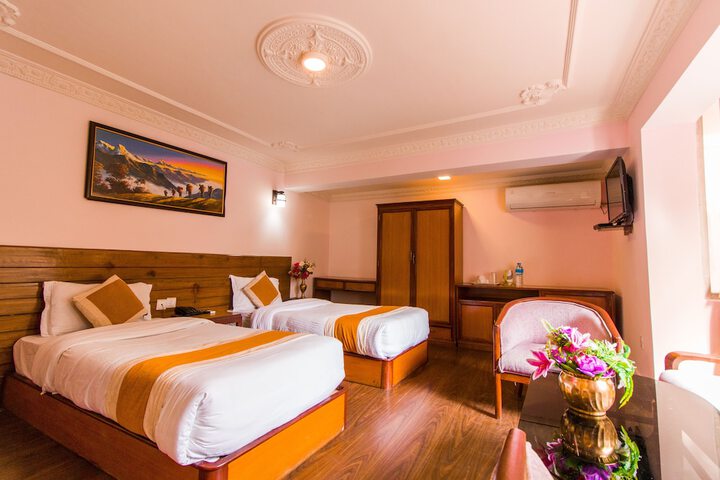Room 14 of 34