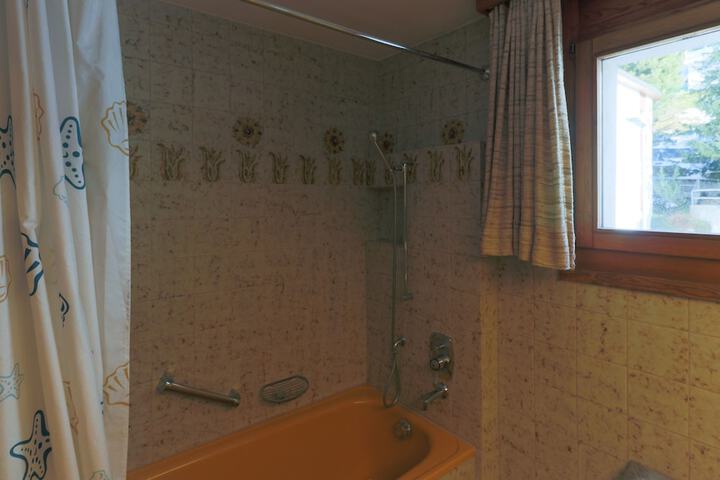 Room 150 of 169