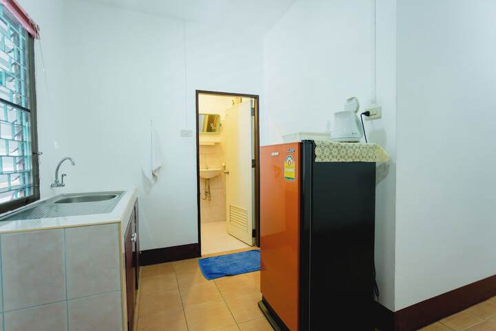 Room 73 of 208