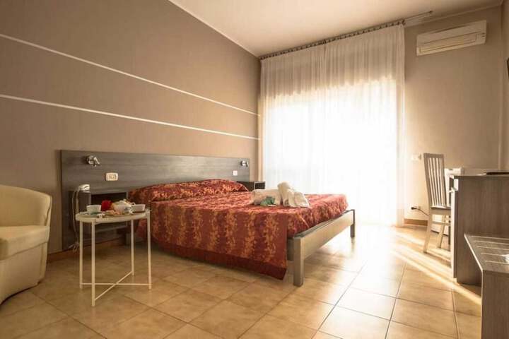 Room 14 of 54