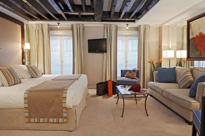 Room 14 of 34