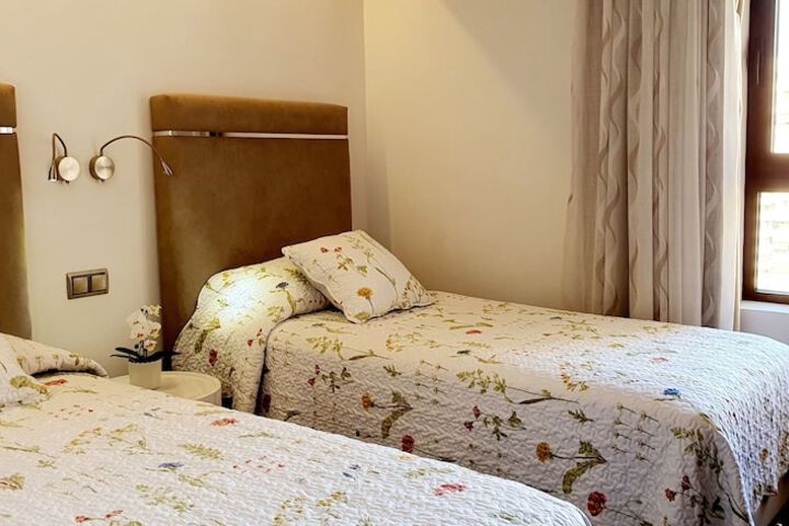 Room 4 of 85