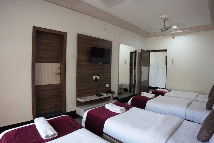 Room 86 of 132