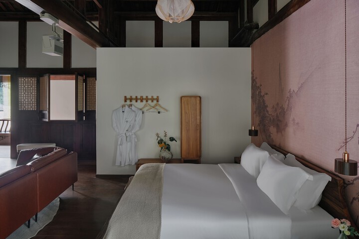 Room 21 of 44