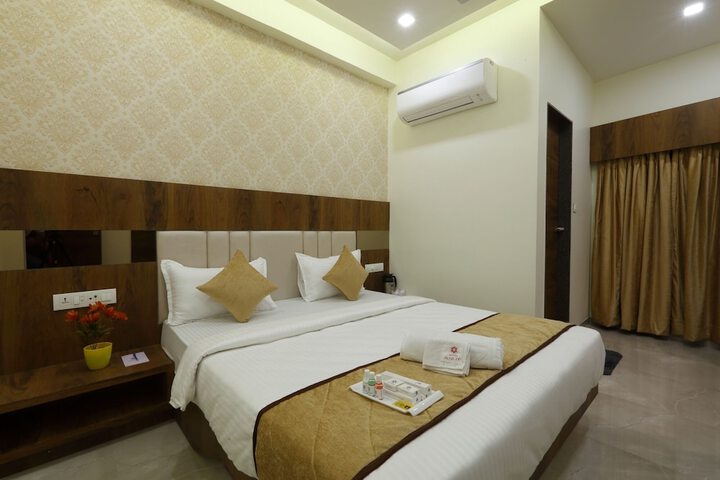Room 8 of 29