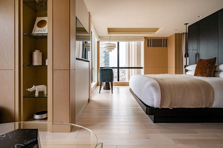 Room 45 of 163