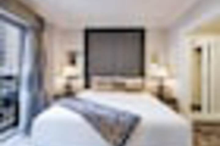 Room 41 of 156