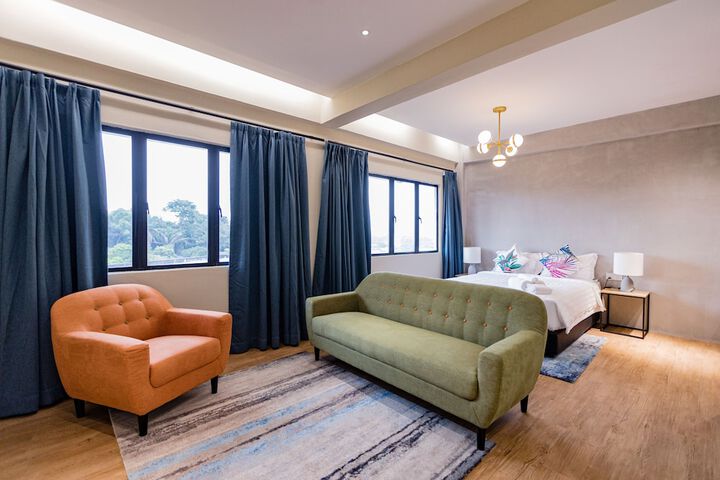 Room 48 of 105